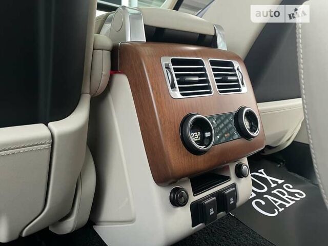 Ленд Ровер Рендж Ровер 2018 в Киеве на Automoto.ua Серый Ленд Ровер Рендж Ровер, объемом двигателя 3 л и пробегом 62 тыс. км за 74900 $, фото 77 на Automoto.ua