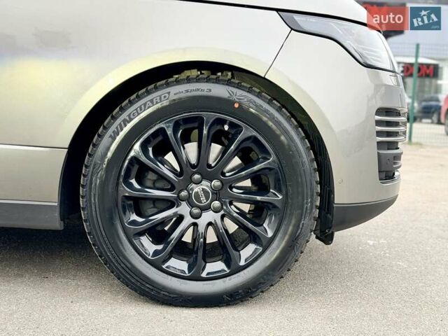 Серый Ленд Ровер Рендж Ровер, объемом двигателя 2.99 л и пробегом 98 тыс. км за 47999 $, фото 5 на Automoto.ua