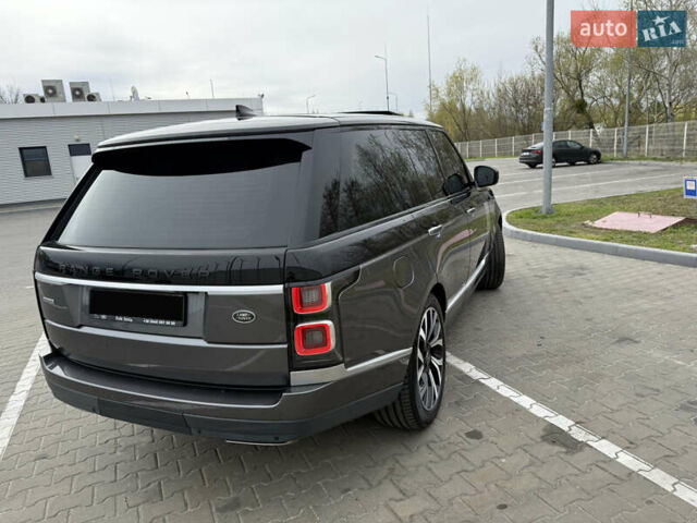 Серый Ленд Ровер Рендж Ровер, объемом двигателя 2.99 л и пробегом 61 тыс. км за 63000 $, фото 18 на Automoto.ua