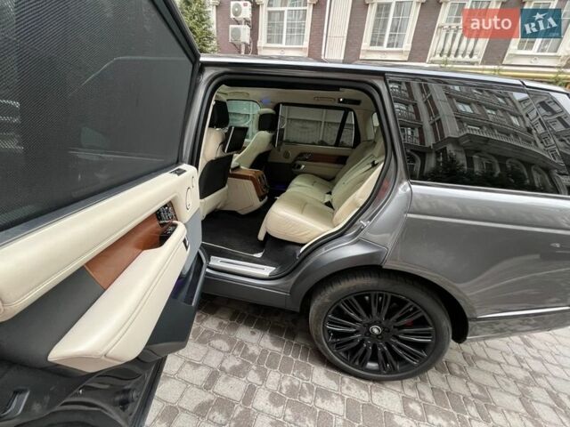 Сірий Ленд Ровер Рендж Ровер, об'ємом двигуна 5 л та пробігом 132 тис. км за 59900 $, фото 19 на Automoto.ua