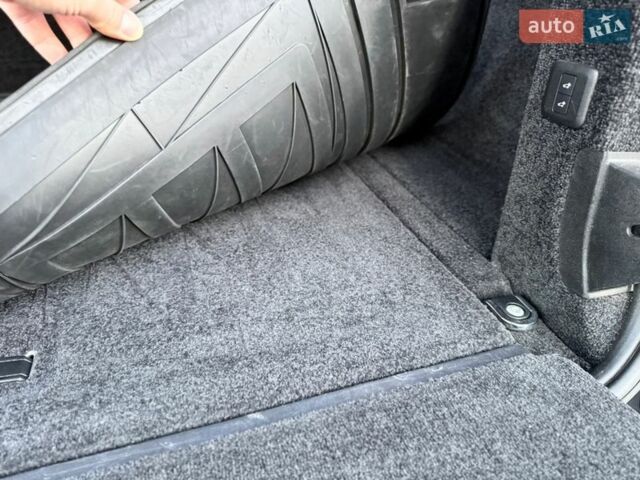 Серый Ленд Ровер Рендж Ровер, объемом двигателя 3 л и пробегом 168 тыс. км за 45000 $, фото 59 на Automoto.ua