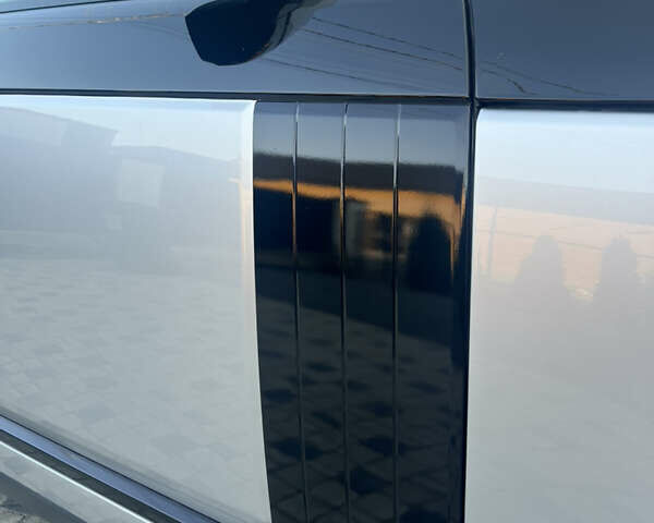 Серый Ленд Ровер Рендж Ровер, объемом двигателя 3 л и пробегом 79 тыс. км за 61500 $, фото 9 на Automoto.ua