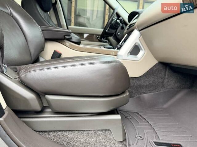 Серый Ленд Ровер Рендж Ровер, объемом двигателя 2.99 л и пробегом 98 тыс. км за 47999 $, фото 14 на Automoto.ua