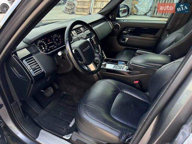 Серый Ленд Ровер Рендж Ровер, объемом двигателя 3 л и пробегом 168 тыс. км за 54000 $, фото 38 на Automoto.ua