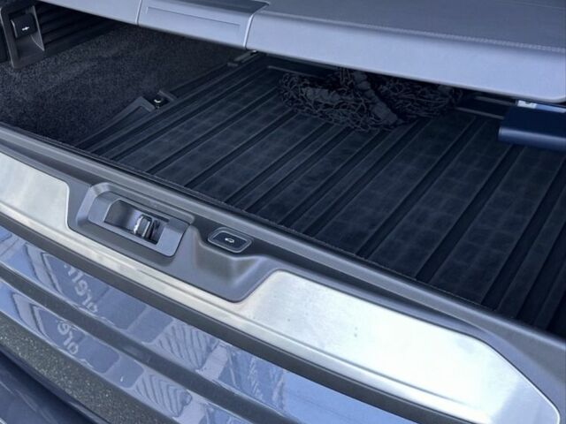 Сірий Ленд Ровер Рендж Ровер, об'ємом двигуна 5 л та пробігом 120 тис. км за 1693 $, фото 4 на Automoto.ua