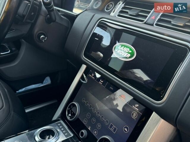 Серый Ленд Ровер Рендж Ровер, объемом двигателя 5 л и пробегом 85 тыс. км за 49900 $, фото 8 на Automoto.ua