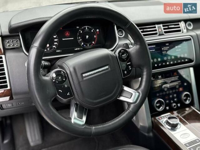 Ленд Ровер Рендж Ровер 2018 в Киеве на Automoto.ua Серый Ленд Ровер Рендж Ровер, объемом двигателя 2.99 л и пробегом 180 тыс. км за 56000 $, фото 18 на Automoto.ua