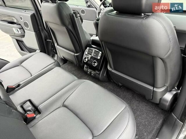 Серый Ленд Ровер Рендж Ровер, объемом двигателя 2.99 л и пробегом 94 тыс. км за 57500 $, фото 32 на Automoto.ua