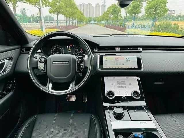 Ленд Ровер Рендж Ровер 2018 в Киеве на Automoto.ua Серый Ленд Ровер Рендж Ровер, объемом двигателя 3 л и пробегом 98 тыс. км за 28000 $, фото 7 на Automoto.ua