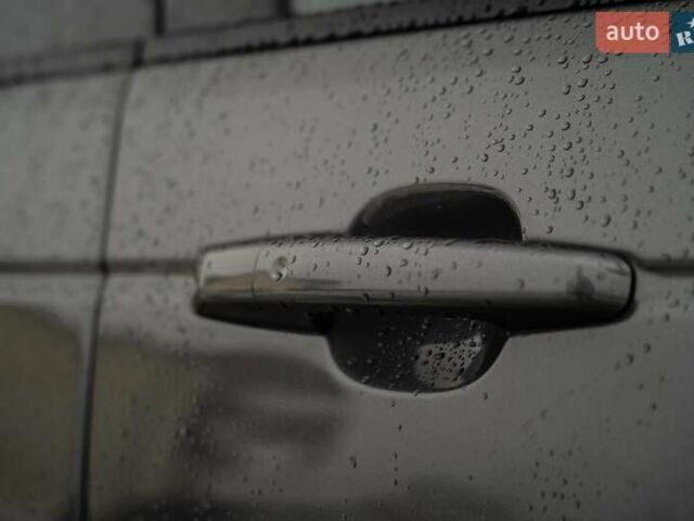 Сірий Ленд Ровер Рендж Ровер, об'ємом двигуна 3 л та пробігом 123 тис. км за 45900 $, фото 19 на Automoto.ua