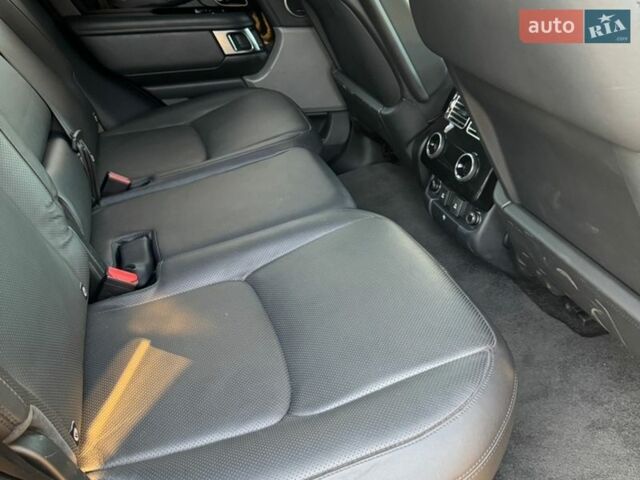 Серый Ленд Ровер Рендж Ровер, объемом двигателя 5 л и пробегом 85 тыс. км за 49900 $, фото 9 на Automoto.ua