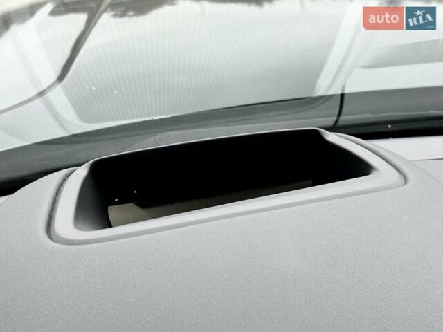 Серый Ленд Ровер Рендж Ровер, объемом двигателя 2.99 л и пробегом 94 тыс. км за 57500 $, фото 49 на Automoto.ua