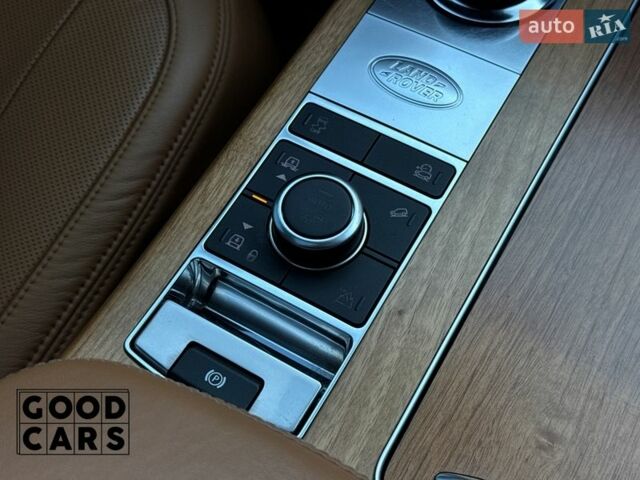 Серый Ленд Ровер Рендж Ровер, объемом двигателя 4.37 л и пробегом 243 тыс. км за 56900 $, фото 47 на Automoto.ua