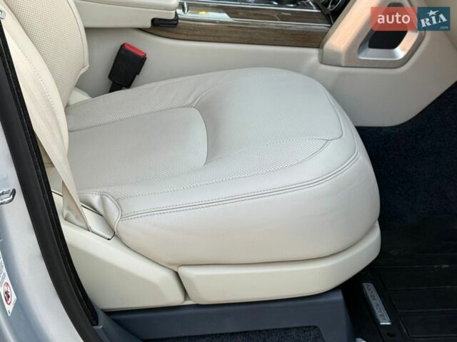 Серый Ленд Ровер Рендж Ровер, объемом двигателя 3 л и пробегом 169 тыс. км за 39500 $, фото 87 на Automoto.ua