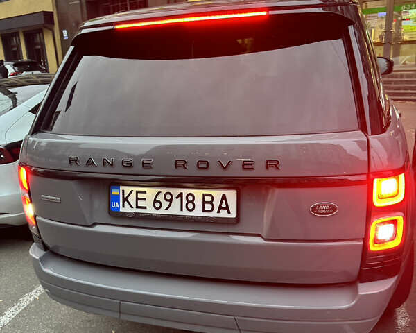 Серый Ленд Ровер Рендж Ровер, объемом двигателя 5 л и пробегом 75 тыс. км за 63000 $, фото 18 на Automoto.ua