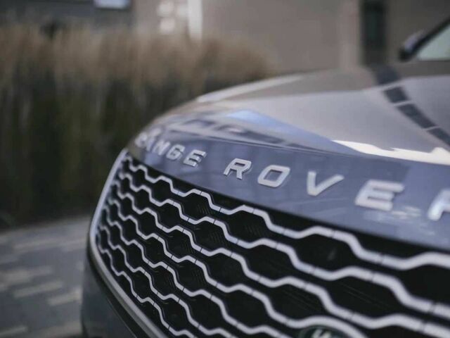 Сірий Ленд Ровер Рендж Ровер, об'ємом двигуна 2 л та пробігом 90 тис. км за 32500 $, фото 2 на Automoto.ua