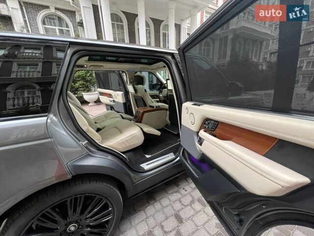 Сірий Ленд Ровер Рендж Ровер, об'ємом двигуна 5 л та пробігом 132 тис. км за 59900 $, фото 22 на Automoto.ua