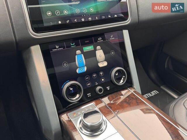 Серый Ленд Ровер Рендж Ровер, объемом двигателя 2.99 л и пробегом 186 тыс. км за 52900 $, фото 18 на Automoto.ua