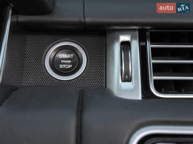 Серый Ленд Ровер Рендж Ровер, объемом двигателя 3 л и пробегом 168 тыс. км за 45000 $, фото 103 на Automoto.ua