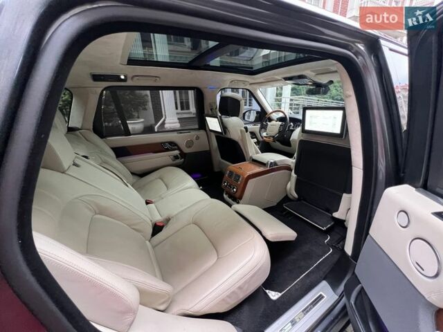 Сірий Ленд Ровер Рендж Ровер, об'ємом двигуна 5 л та пробігом 132 тис. км за 59900 $, фото 25 на Automoto.ua