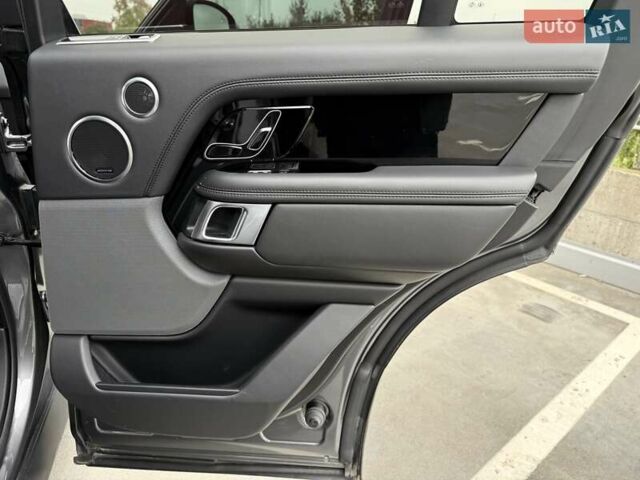 Серый Ленд Ровер Рендж Ровер, объемом двигателя 2.99 л и пробегом 94 тыс. км за 57500 $, фото 29 на Automoto.ua