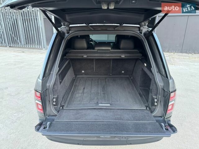 Серый Ленд Ровер Рендж Ровер, объемом двигателя 3 л и пробегом 168 тыс. км за 45000 $, фото 58 на Automoto.ua