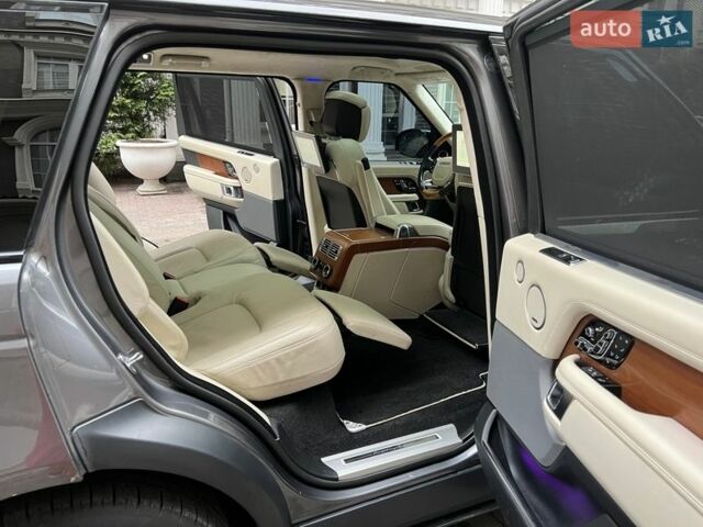 Сірий Ленд Ровер Рендж Ровер, об'ємом двигуна 5 л та пробігом 132 тис. км за 59900 $, фото 21 на Automoto.ua