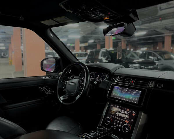 Сірий Ленд Ровер Рендж Ровер, об'ємом двигуна 5 л та пробігом 154 тис. км за 67900 $, фото 22 на Automoto.ua