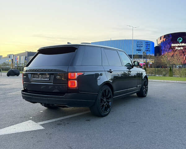 Серый Ленд Ровер Рендж Ровер, объемом двигателя 5 л и пробегом 150 тыс. км за 70000 $, фото 11 на Automoto.ua