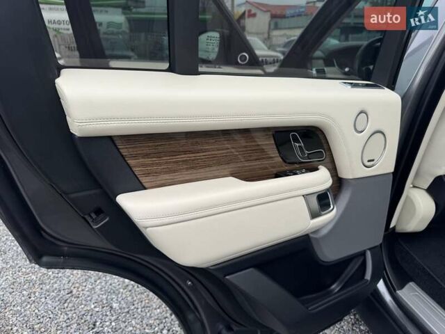 Серый Ленд Ровер Рендж Ровер, объемом двигателя 3 л и пробегом 161 тыс. км за 51900 $, фото 82 на Automoto.ua