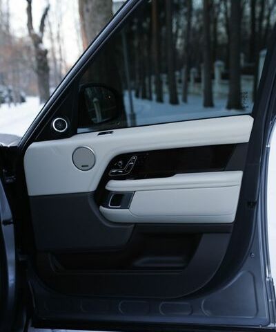 Серый Ленд Ровер Рендж Ровер, объемом двигателя 3 л и пробегом 125 тыс. км за 69000 $, фото 17 на Automoto.ua