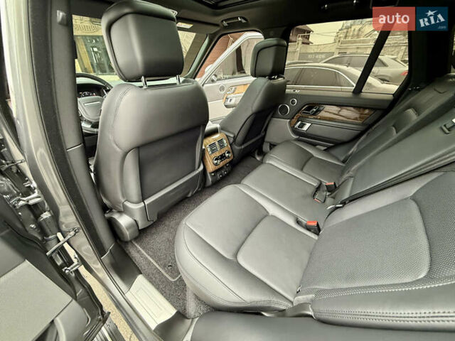 Серый Ленд Ровер Рендж Ровер, объемом двигателя 2.99 л и пробегом 49 тыс. км за 79999 $, фото 98 на Automoto.ua