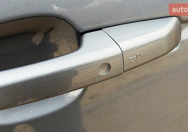 Серый Ленд Ровер Рендж Ровер, объемом двигателя 3 л и пробегом 37 тыс. км за 53900 $, фото 28 на Automoto.ua