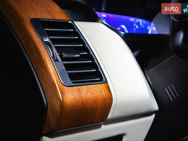 Сірий Ленд Ровер Рендж Ровер, об'ємом двигуна 4.4 л та пробігом 110 тис. км за 78800 $, фото 28 на Automoto.ua