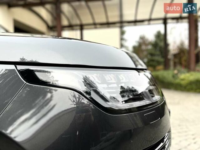 Серый Ленд Ровер Рендж Ровер, объемом двигателя 4.37 л и пробегом 48 тыс. км за 95000 $, фото 12 на Automoto.ua