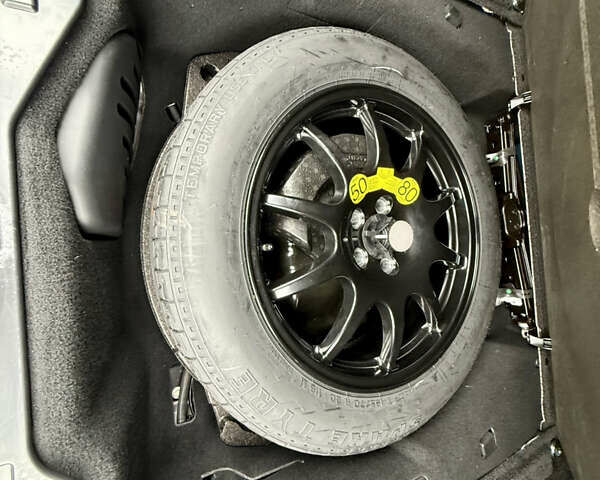 Серый Ленд Ровер Рендж Ровер, объемом двигателя 2.99 л и пробегом 49 тыс. км за 79999 $, фото 78 на Automoto.ua