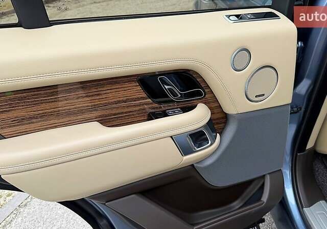 Серый Ленд Ровер Рендж Ровер, объемом двигателя 3 л и пробегом 37 тыс. км за 53900 $, фото 33 на Automoto.ua