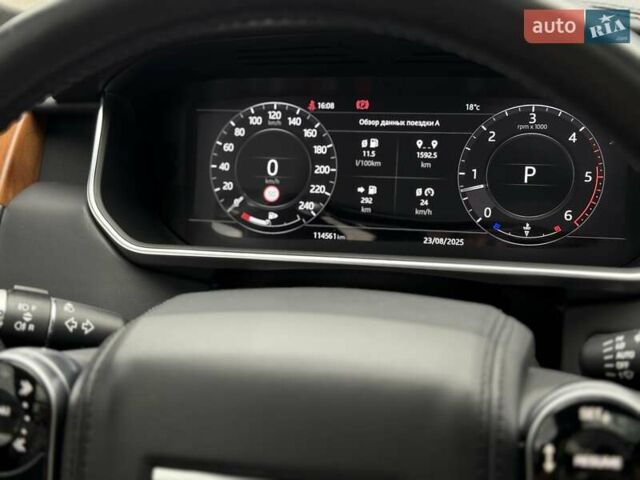 Ленд Ровер Рендж Ровер 2019 в Киеве на Automoto.ua Серый Ленд Ровер Рендж Ровер, объемом двигателя 2.99 л и пробегом 114 тыс. км за 58300 $, фото 38 на Automoto.ua