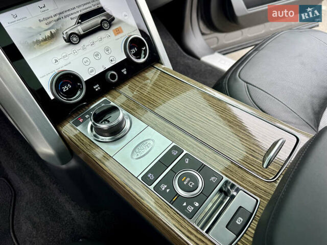 Серый Ленд Ровер Рендж Ровер, объемом двигателя 2.99 л и пробегом 49 тыс. км за 79999 $, фото 139 на Automoto.ua