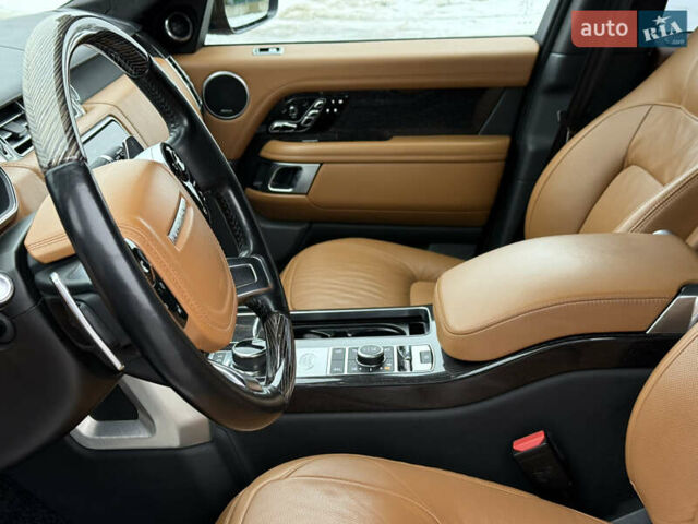 Серый Ленд Ровер Рендж Ровер, объемом двигателя 4.4 л и пробегом 183 тыс. км за 64000 $, фото 23 на Automoto.ua