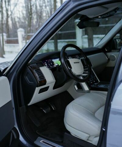 Серый Ленд Ровер Рендж Ровер, объемом двигателя 3 л и пробегом 125 тыс. км за 69000 $, фото 16 на Automoto.ua