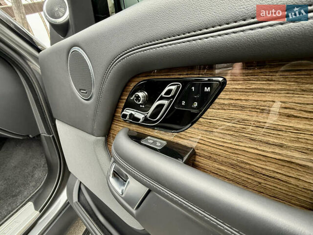 Серый Ленд Ровер Рендж Ровер, объемом двигателя 2.99 л и пробегом 49 тыс. км за 79999 $, фото 108 на Automoto.ua