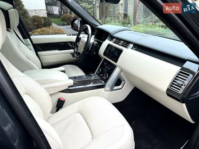 Серый Ленд Ровер Рендж Ровер, объемом двигателя 4.37 л и пробегом 48 тыс. км за 95000 $, фото 45 на Automoto.ua