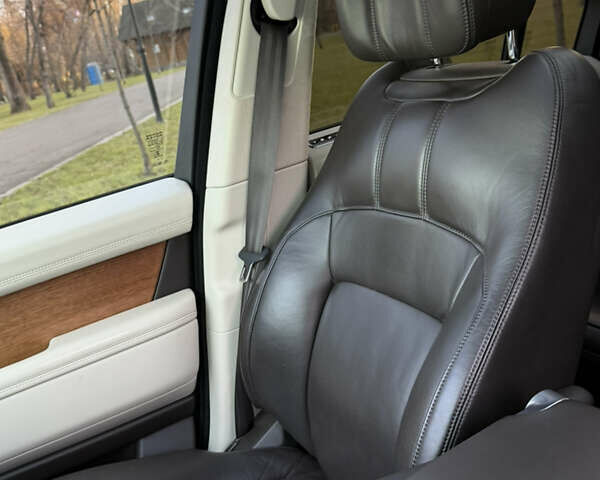 Серый Ленд Ровер Рендж Ровер, объемом двигателя 4.37 л и пробегом 110 тыс. км за 86000 $, фото 11 на Automoto.ua