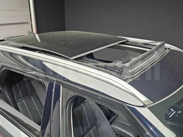 Серый Ленд Ровер Рендж Ровер, объемом двигателя 2 л и пробегом 106 тыс. км за 19000 $, фото 14 на Automoto.ua