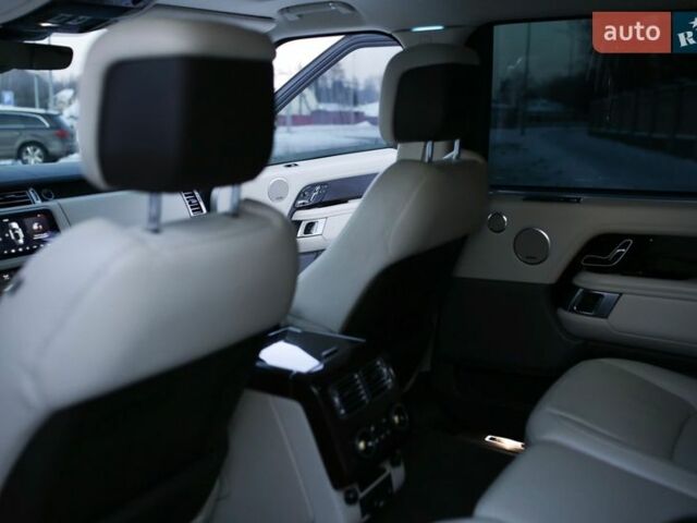 Серый Ленд Ровер Рендж Ровер, объемом двигателя 3 л и пробегом 125 тыс. км за 69000 $, фото 25 на Automoto.ua