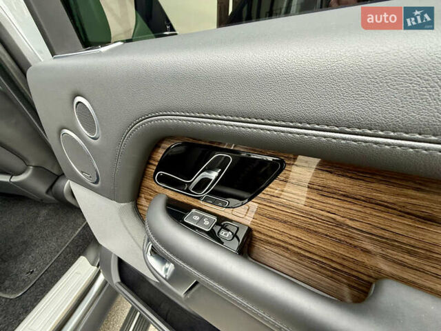 Серый Ленд Ровер Рендж Ровер, объемом двигателя 2.99 л и пробегом 49 тыс. км за 79999 $, фото 82 на Automoto.ua