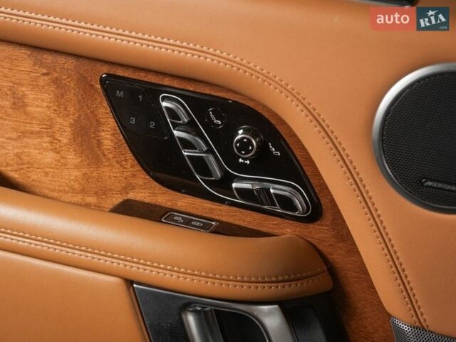 Сірий Ленд Ровер Рендж Ровер, об'ємом двигуна 4.37 л та пробігом 50 тис. км за 79900 $, фото 43 на Automoto.ua