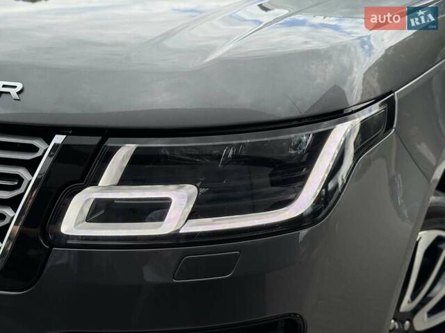 Ленд Ровер Рендж Ровер 2019 в Киеве на Automoto.ua Серый Ленд Ровер Рендж Ровер, объемом двигателя 2.99 л и пробегом 114 тыс. км за 58300 $, фото 16 на Automoto.ua