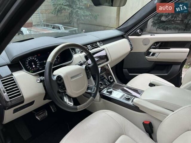 Серый Ленд Ровер Рендж Ровер, объемом двигателя 4.37 л и пробегом 48 тыс. км за 95000 $, фото 52 на Automoto.ua